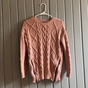 Pink sweater with zipper detail
